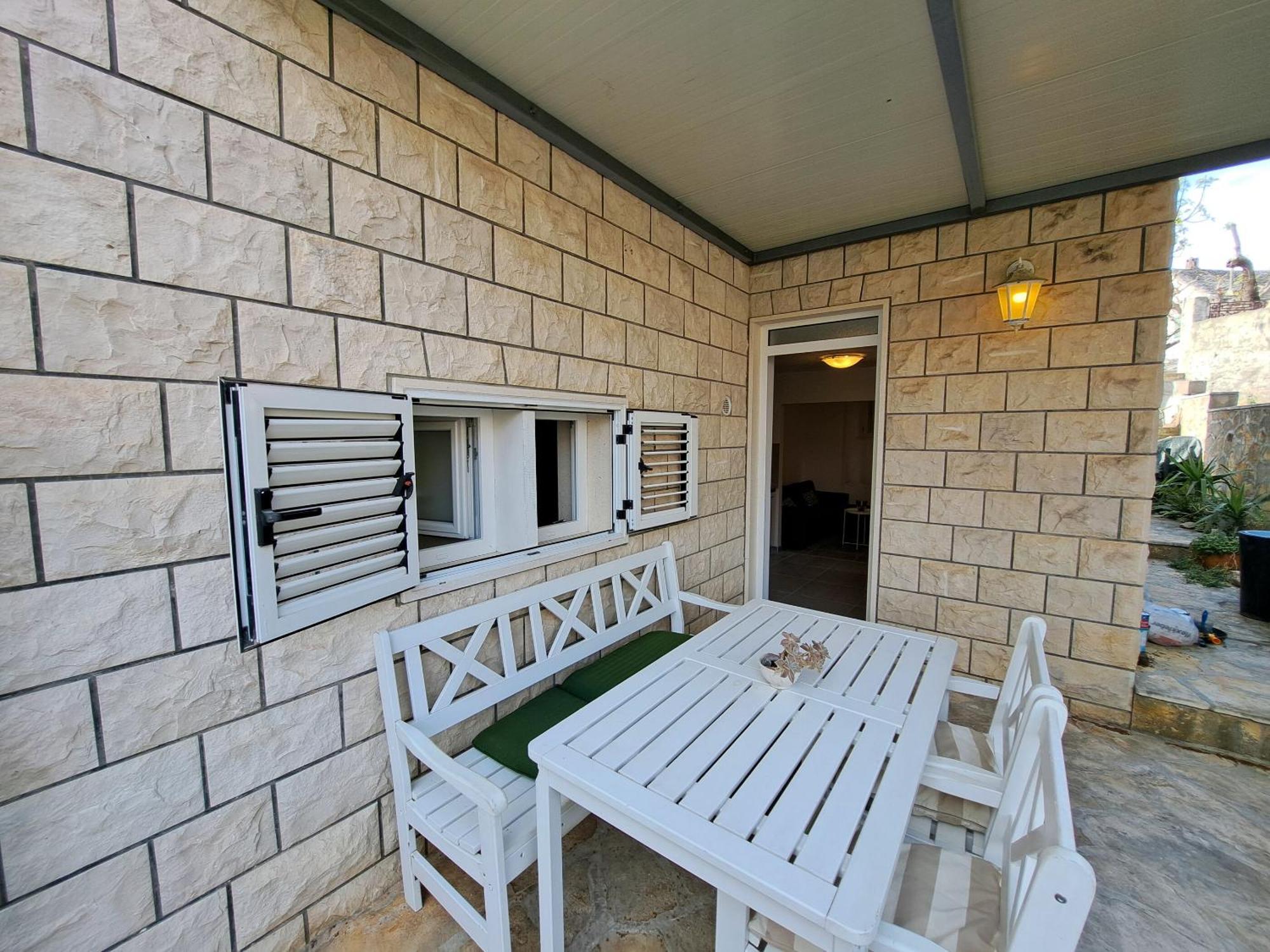 Apartments Ivanka Supetar Exterior photo